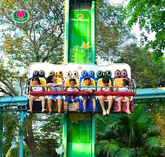 NS-Đầm Sen - Vé Trọn Gói Vào Cổng + 35 Trò Chơi Hấp Dẫn