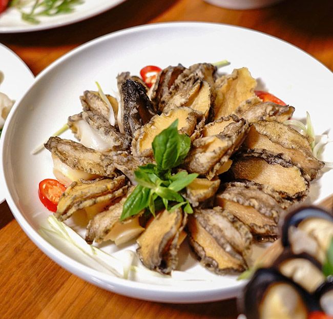 Hotel Nikko Saigon - Buffet Lẩu Hải Sản + Món Thái Trưa Chủ Nhật