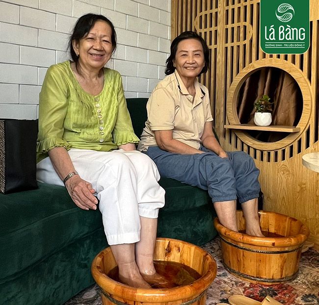 Dưỡng Sinh - Đông Y Lá Bàng - Gội Đầu + Massage Cổ Vai Gáy